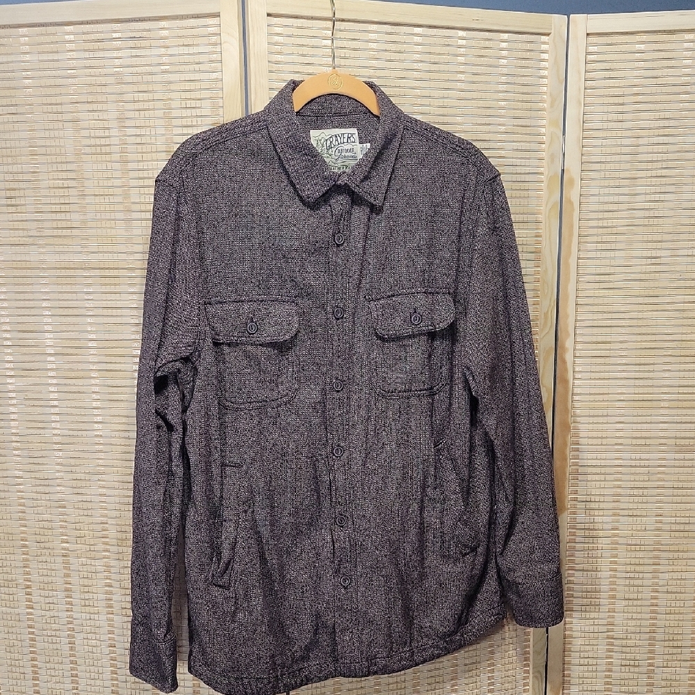 EUC Men's Grayers Outdoor Gatments Button Down Shacket - Size M